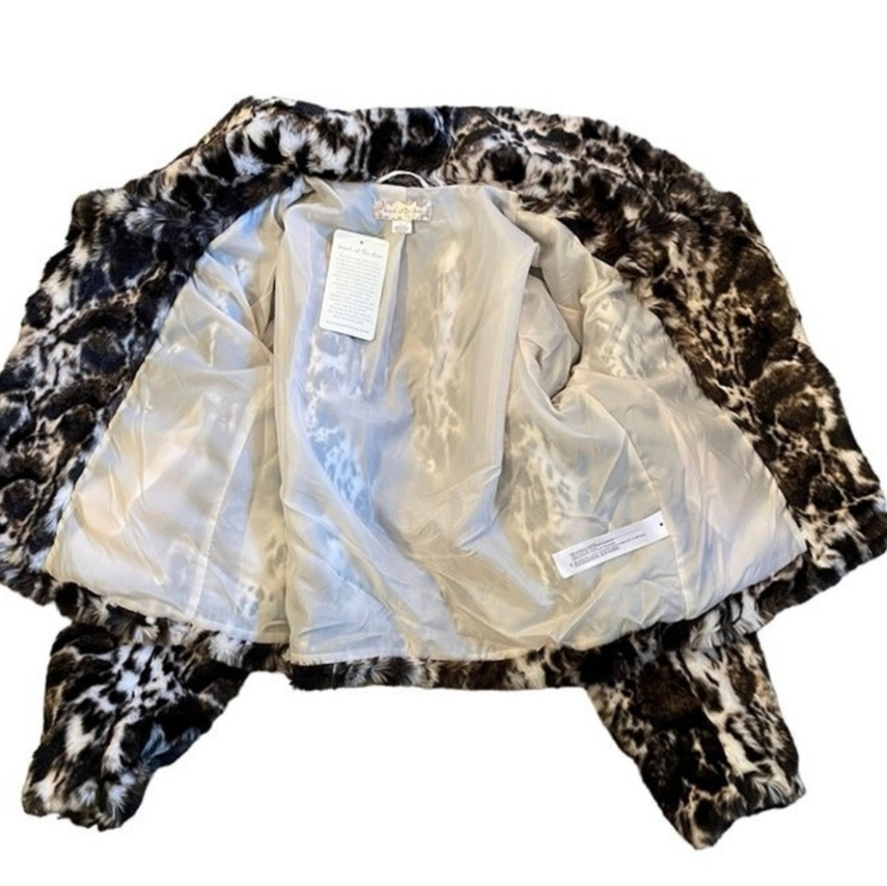 Band Of The Free Cropped Animal Print Faux Fur Coat - Picture 4 of 7